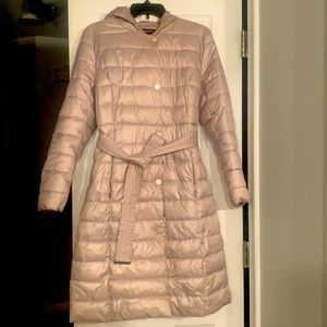 Kenneth Cole women’s puffer coat hooded with belt size M color beige